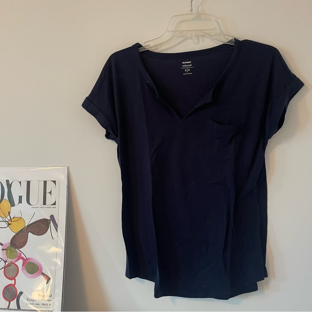 Old Navy Relaxed Navy V-Neck Tee
